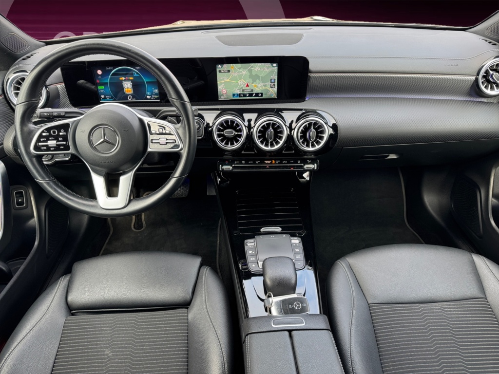 CLA 250e SB 8G-DCT+SHZ+NAVI+MBUX+RFK+PARK-P+LED