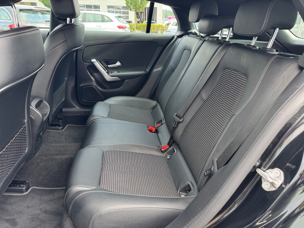 CLA 250e SB 8G-DCT+SHZ+NAVI+MBUX+RFK+PARK-P+LED