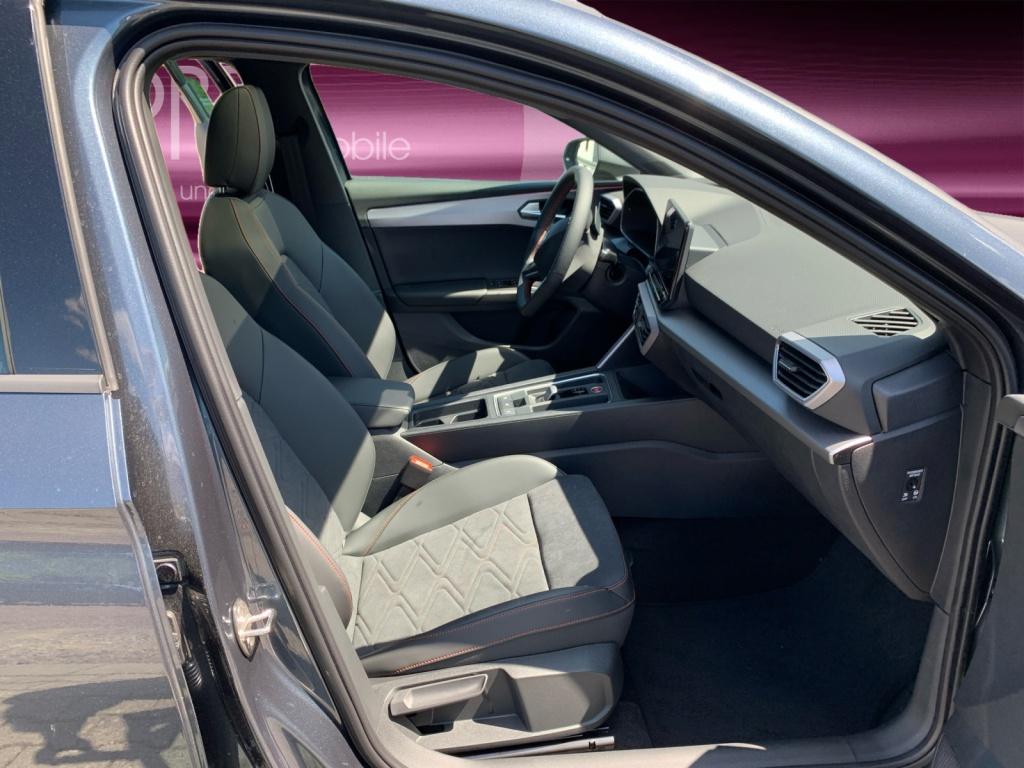 Leon FR 2.0 TDI 7G-DSG+PANO+NAVI+SEAT-CONNECT+LED