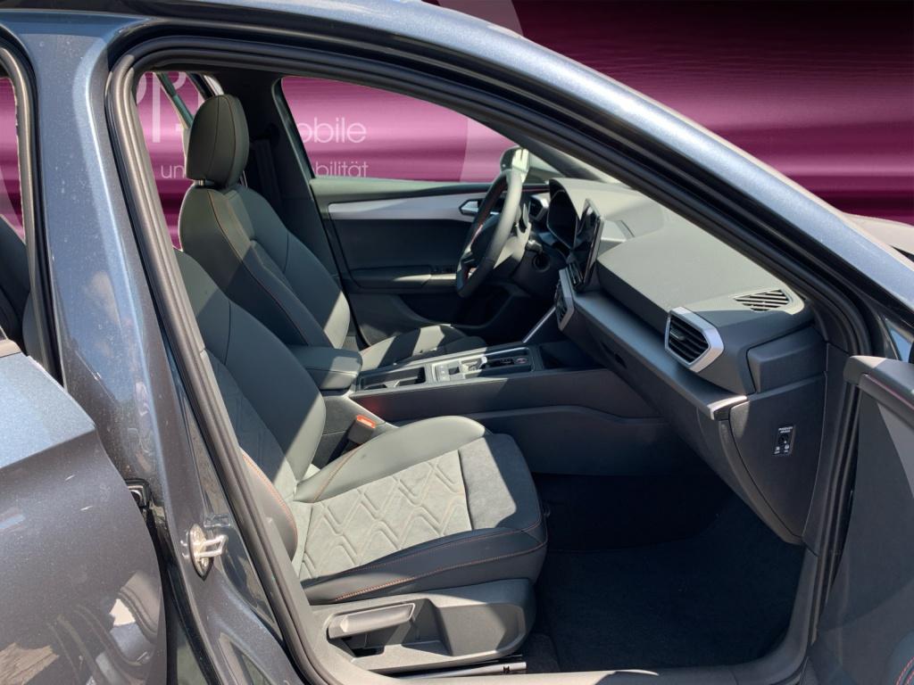 Leon FR 2.0 TDI 7G-DSG+PANO+NAVI+SEAT-CONNECT+LED