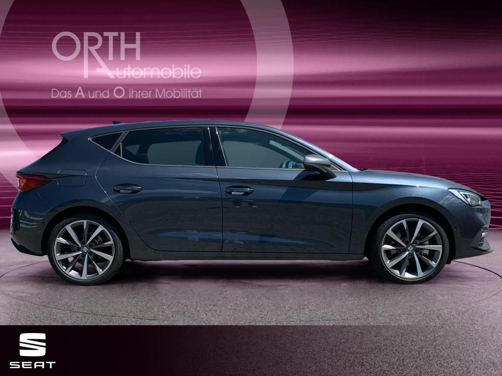 Leon FR 2.0 TDI 7G-DSG+PANO+NAVI+SEAT-CONNECT+LED