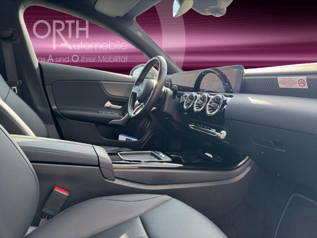 CLA 200 Shooting Brake LM Navi PDC KeyLess SHZ