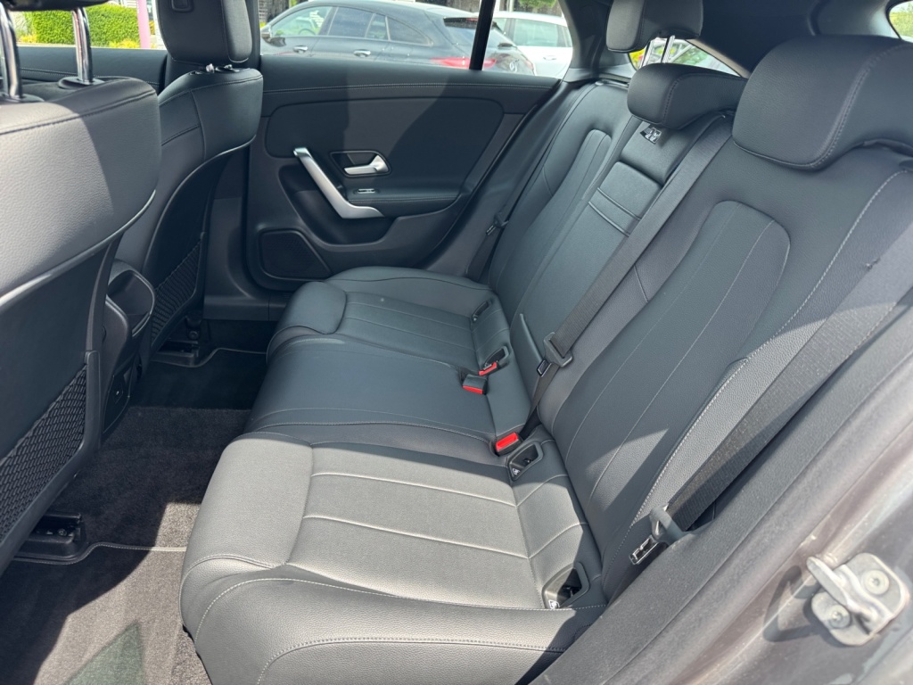 CLA 200 SB LEDER+SHZ+NAVI+LED+KEYLESS+PDC+RFK LM