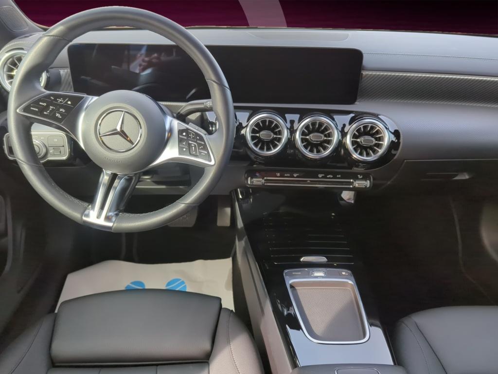 CLA 200 SB LM Navi PDC KeyLess el.Heck SHZ LED