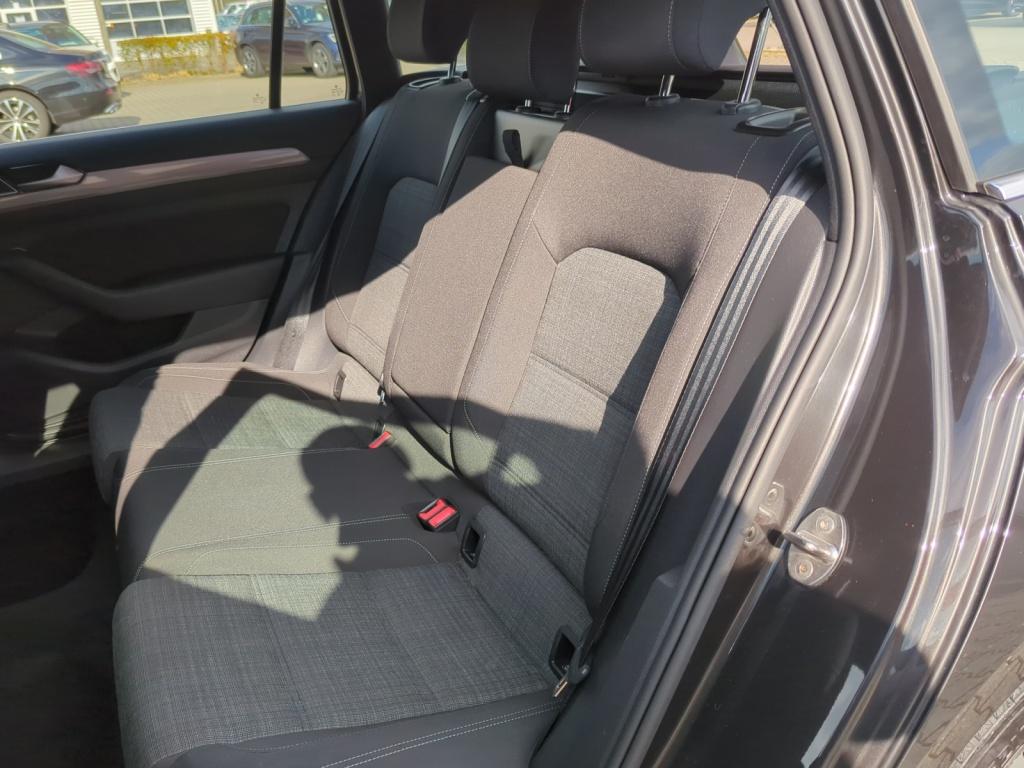 Passat Variant 2.0 TDI DSG SHZ+NAVI+ACC+LED+AHK