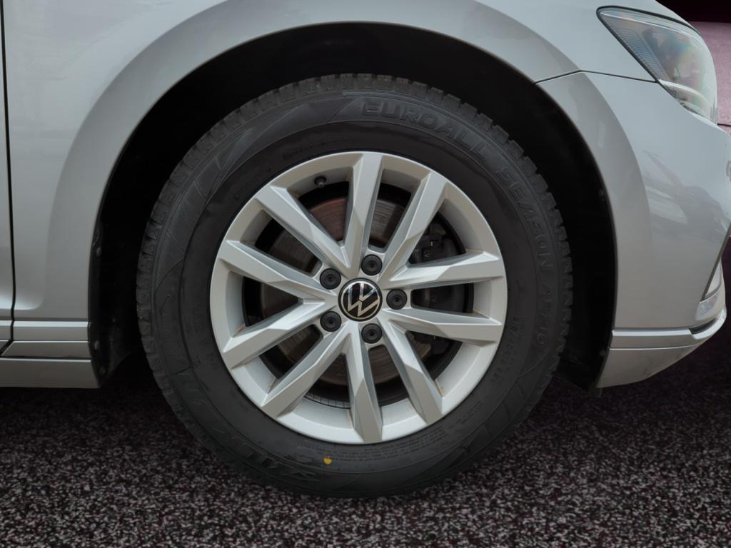 Passat Variant 2.0 TDI DSG NAVI+DAB+SHZ+ACC+LED