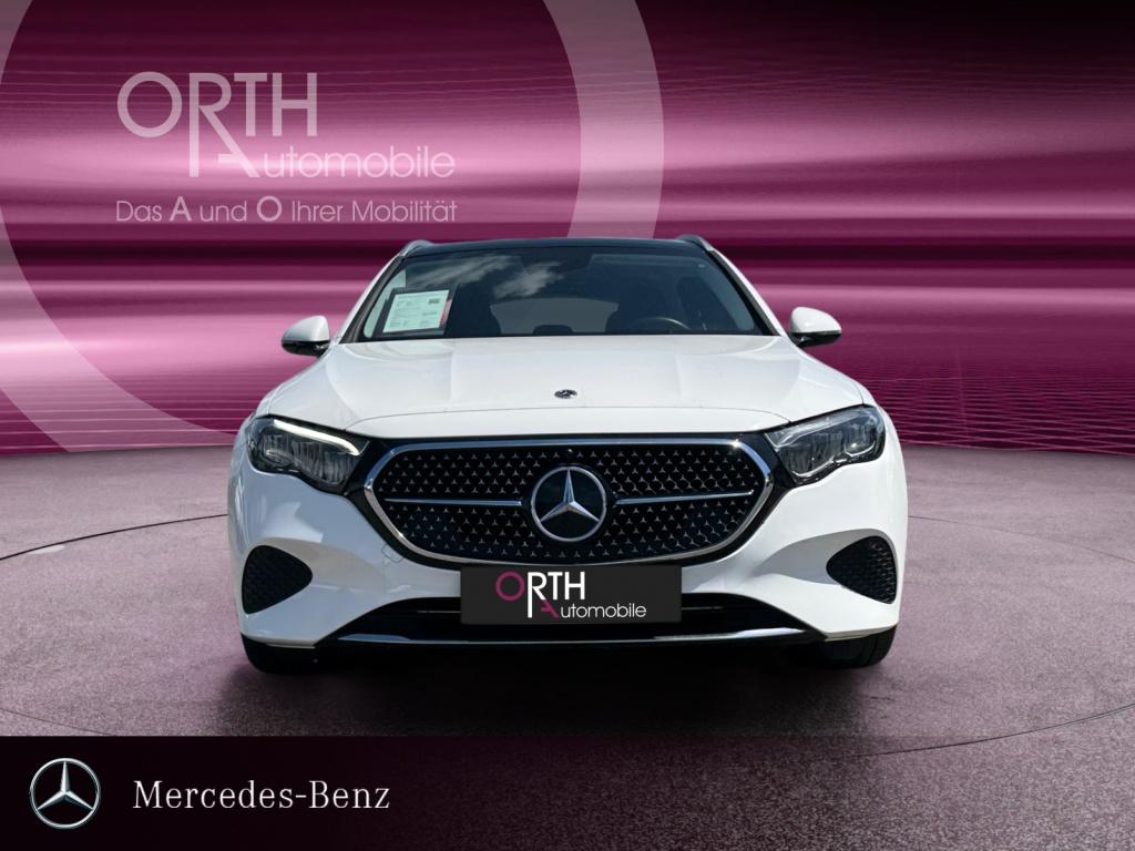 E 220 dT n.Modell PANO+AHK+NAVI+DIST+LED+KEYLESS