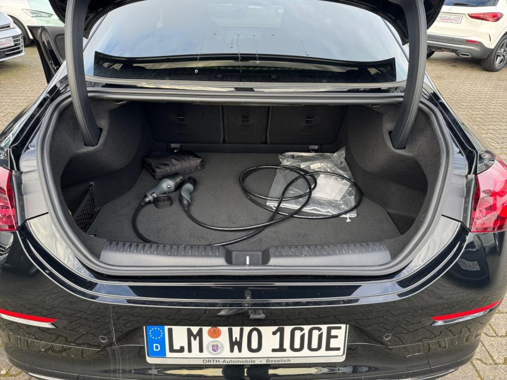 CLA 250+ EQ AMG+PANO+DIST+BURMESTER+HUD+360°VIEW