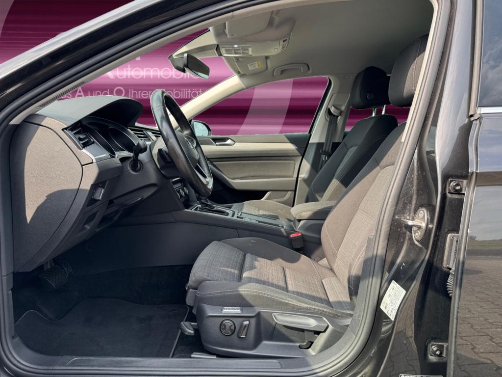 Passat Variant 2.0 TDI DSG+AHK+NAVI+ACC+LED+APP