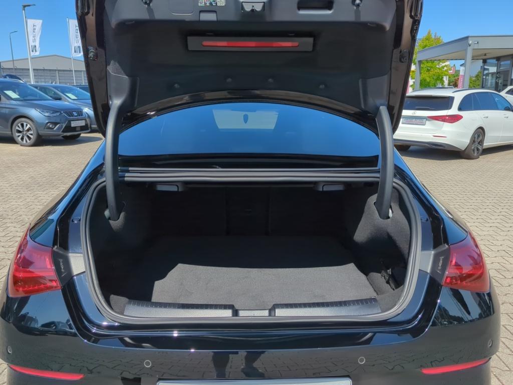 CLA 200 Coupé AMG+Stand-HZG+NAVI+KEYLESS+SPURASSI