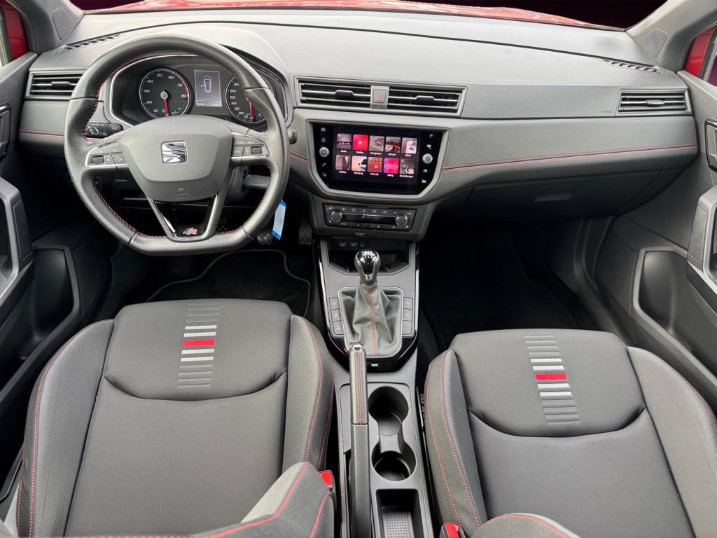Arona 1.0TSI FR+18+NAVI+DAB+SHZ+KAMERA+LED+TOT