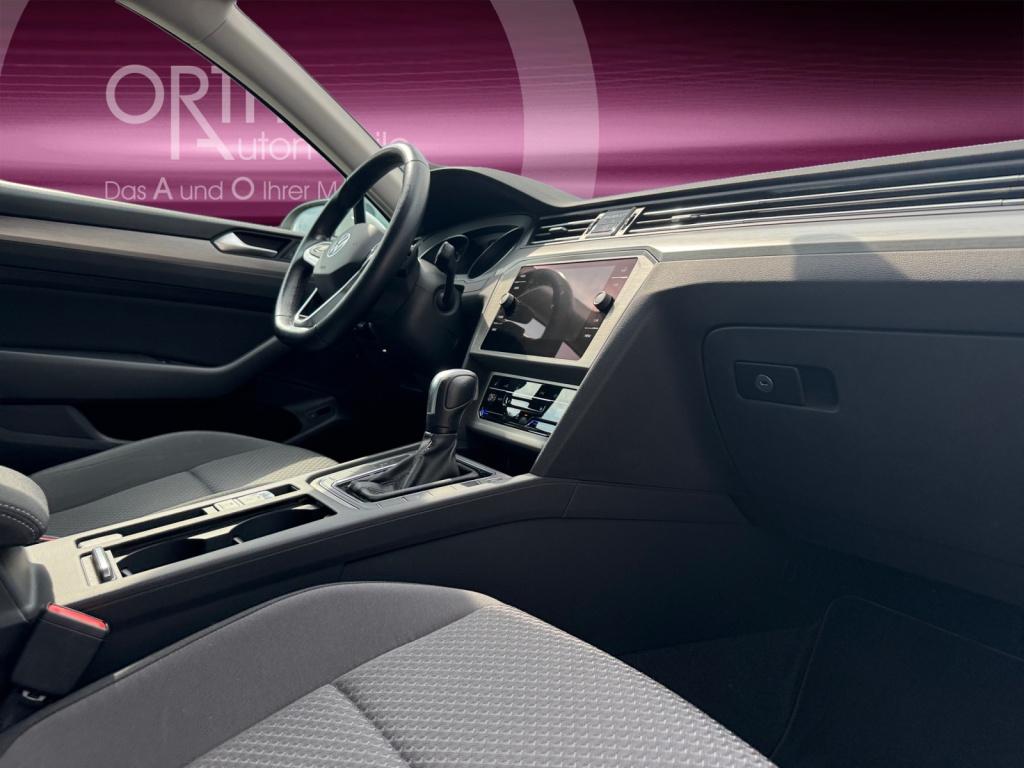 Passat 2.0TDI DSG AHK+NAVI+SHZ+RFK+ACC+SPUR+LED