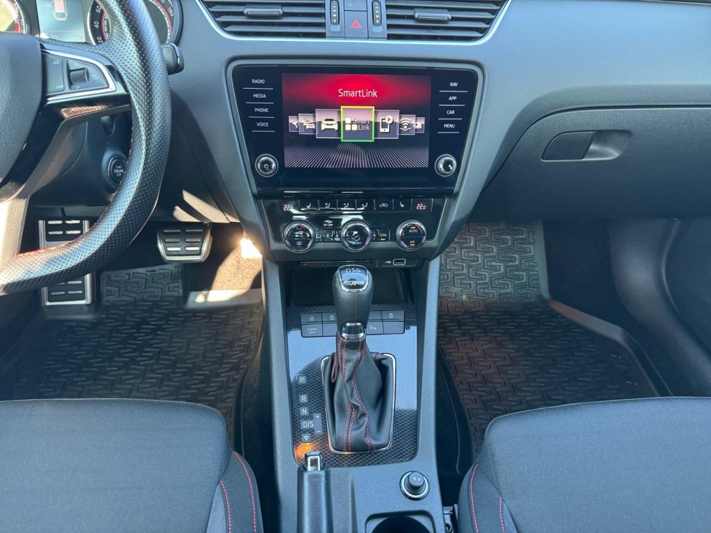 Octavia Combi 2.0 TDI RS NAVI+LED+AHK+ST-HZG LM