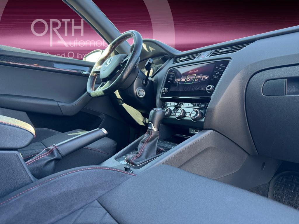 Octavia Combi 2.0 TDI RS NAVI+LED+AHK+ST-HZG LM
