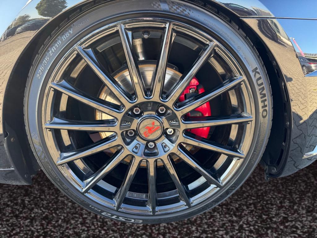 Octavia Combi 2.0 TDI RS NAVI+LED+AHK+ST-HZG LM