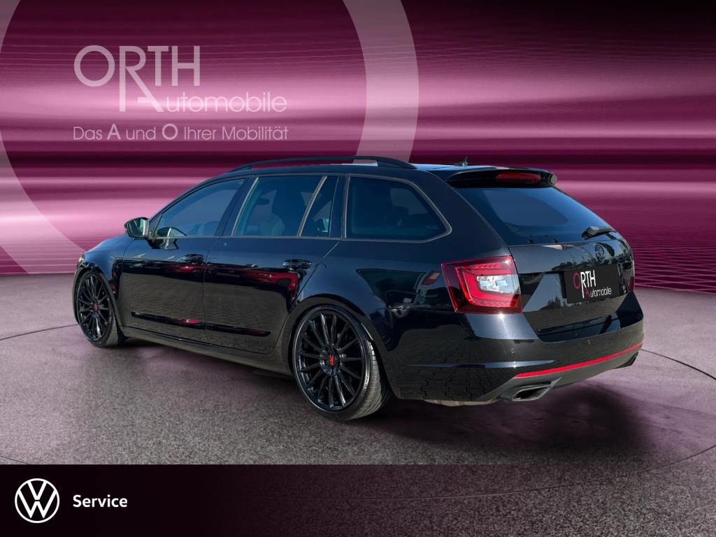 Octavia Combi 2.0 TDI RS NAVI+LED+AHK+ST-HZG LM
