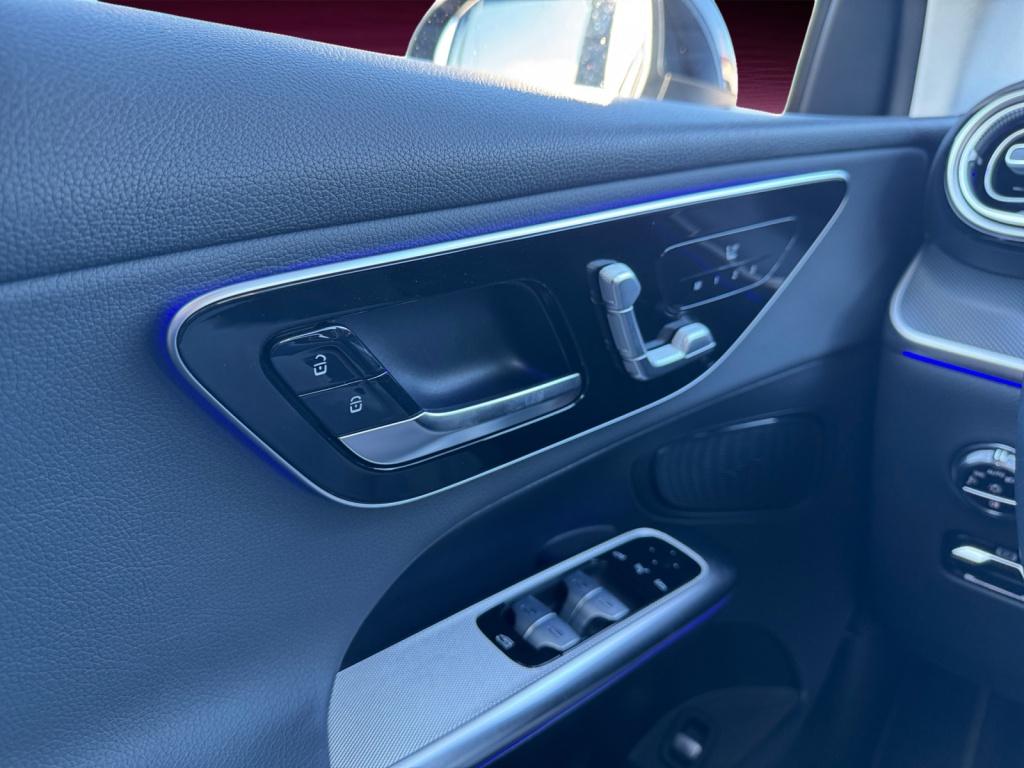 GLC 200 4M Avantgarde NAVI+SHZ+LED+SPUR+KAMERA