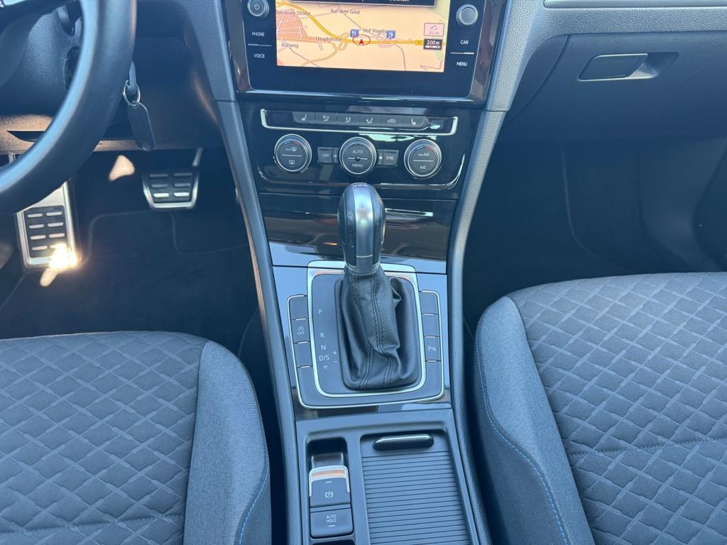 Golf VII 1.5 TSI Join BMT NAVI+SHZ+ALU+LED+PDC