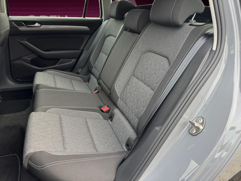 Passat Variant 2.0TDI DSG+NAVI+SHZ+PDC+ACC+KAM