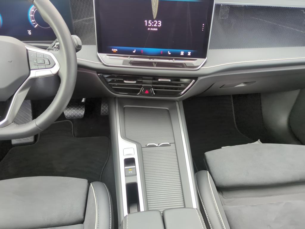 Passat 2.0TDI Business AHK+NAVI+IQDRIVE+SHZ+ACC