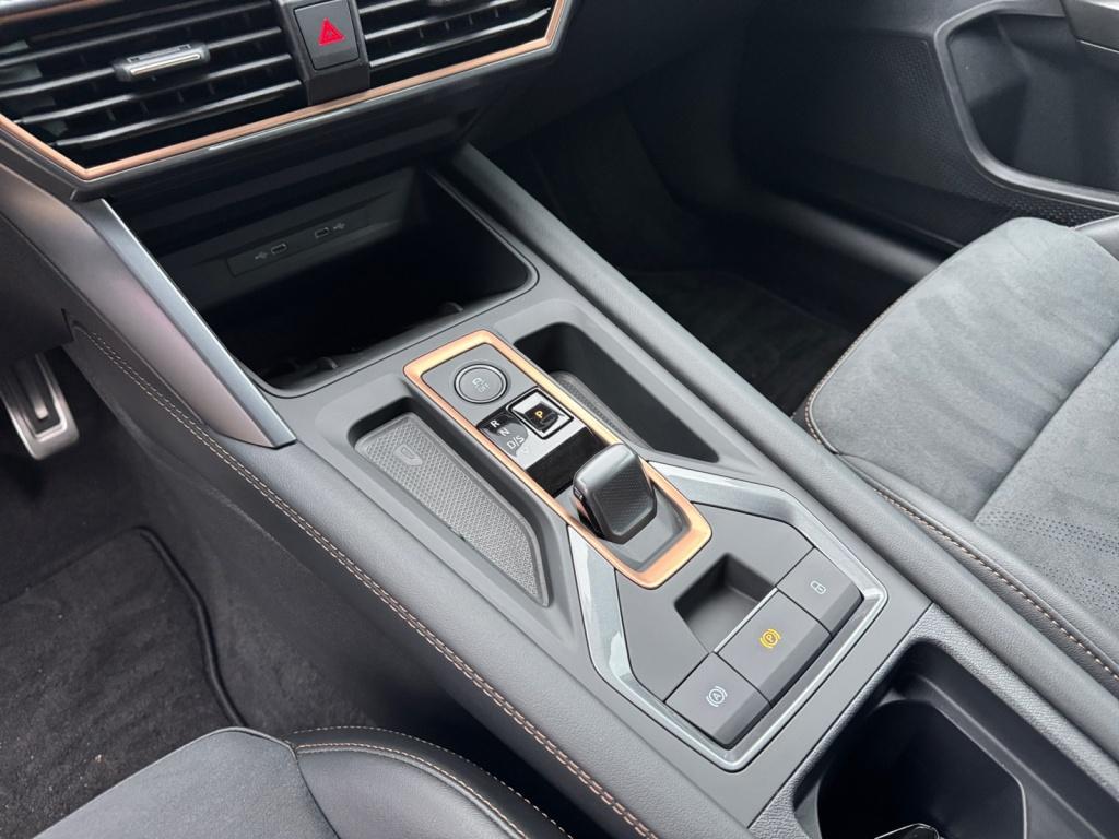 Formentor VZ 1.5 TSIe-Hyb 272PS MATRIX+NAVI+AHK