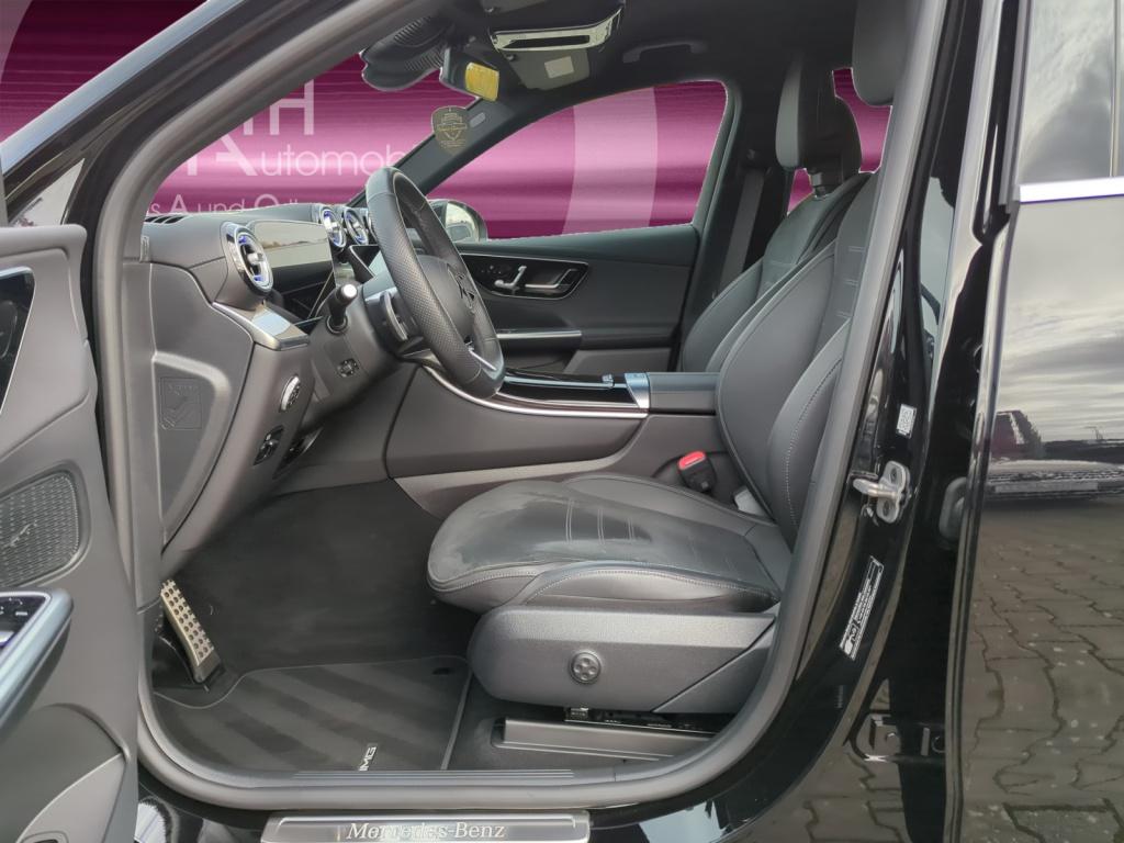 GLC 220 d 4M AMG+NAVI+AHK+LED+RFK+SPUR+DISTANCE