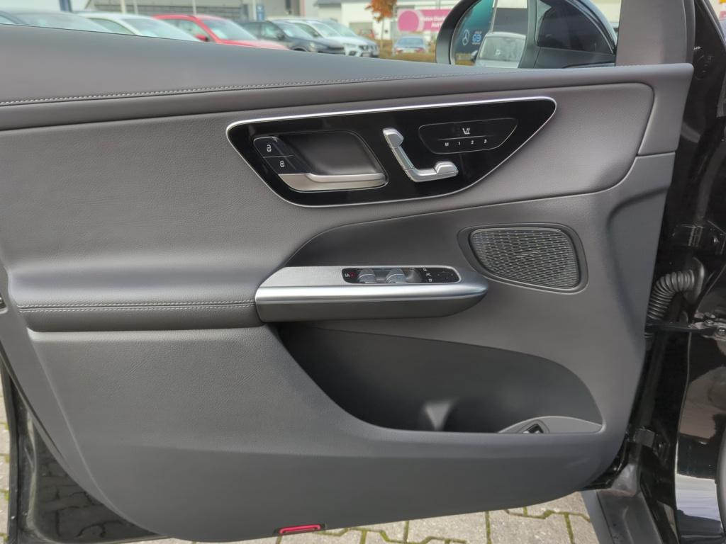 GLC 220 d 4M AMG+NAVI+AHK+LED+RFK+SPUR+DISTANCE