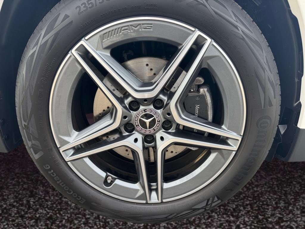 GLA 200 AMG+PANO+NAVI+KEYLESS+AHK+PDC+KAMERA LM