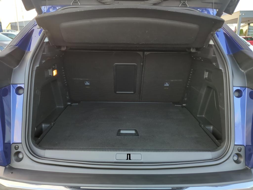 3008 2.0 BlueHDi 180AUT Allure NAVI+LED+SHZ+KAM