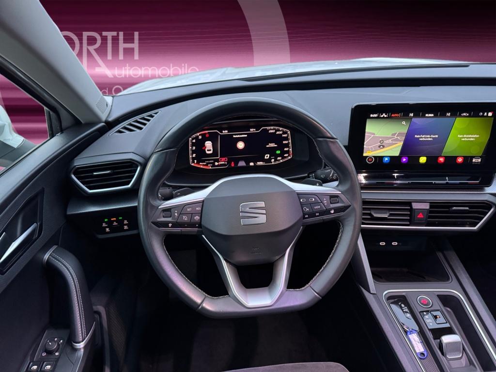 Leon SP 2.0 TDI AUT+NAVI+BEATS+PANO+LED+SHZ+RFK