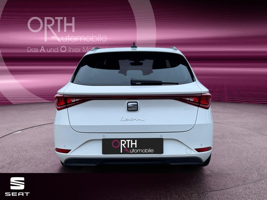 Leon SP 2.0 TDI AUT+NAVI+BEATS+PANO+LED+SHZ+RFK