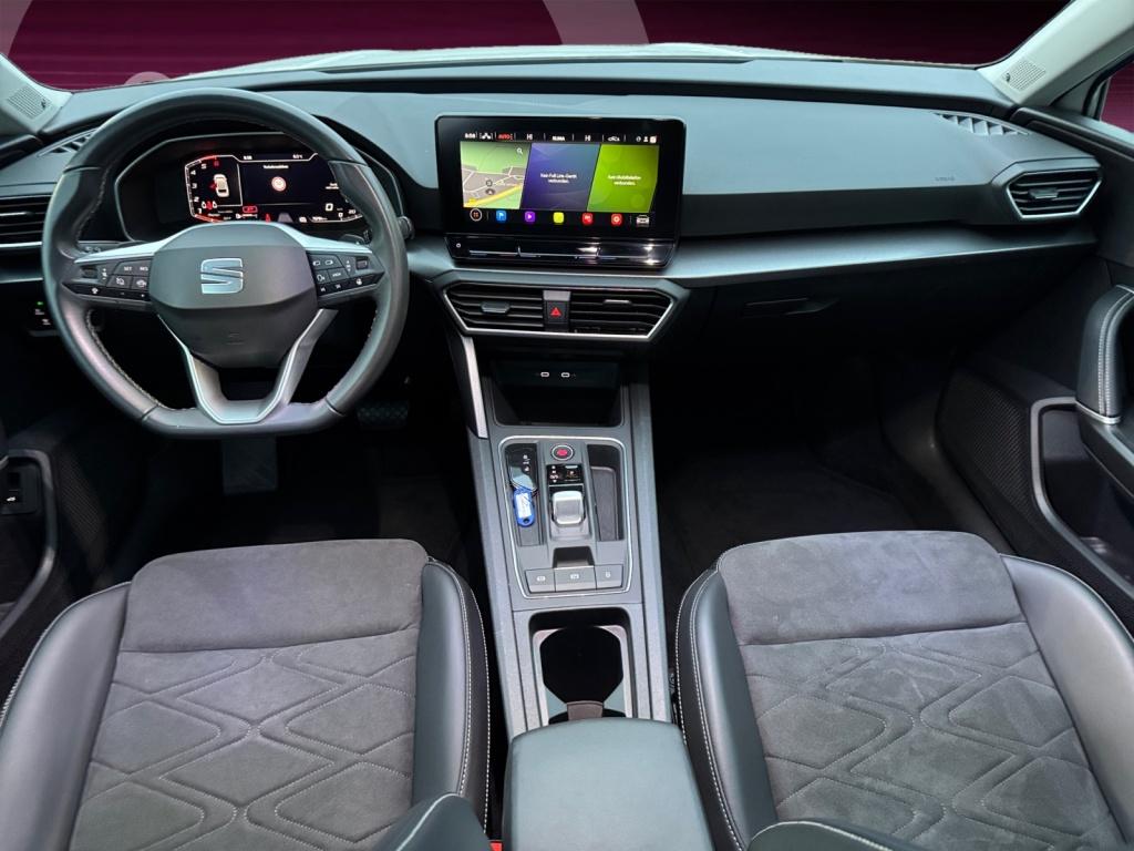 Leon SP 2.0 TDI AUT+NAVI+BEATS+PANO+LED+SHZ+RFK