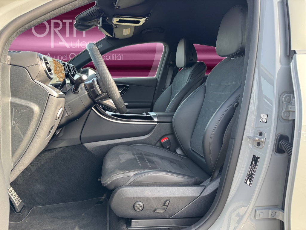 GLC 200 4MATIC Coupé AMG+NIGHT+NAVI+AHK+20+LED