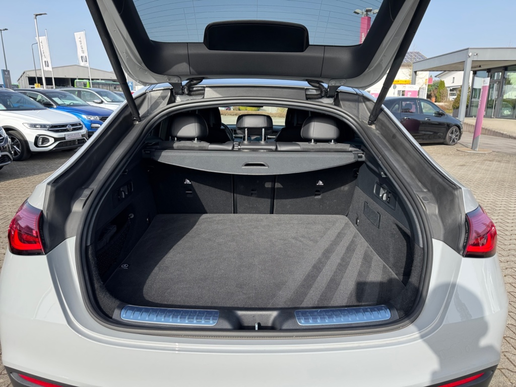 GLC 200 4MATIC Coupé AMG+NIGHT+NAVI+AHK+20+LED