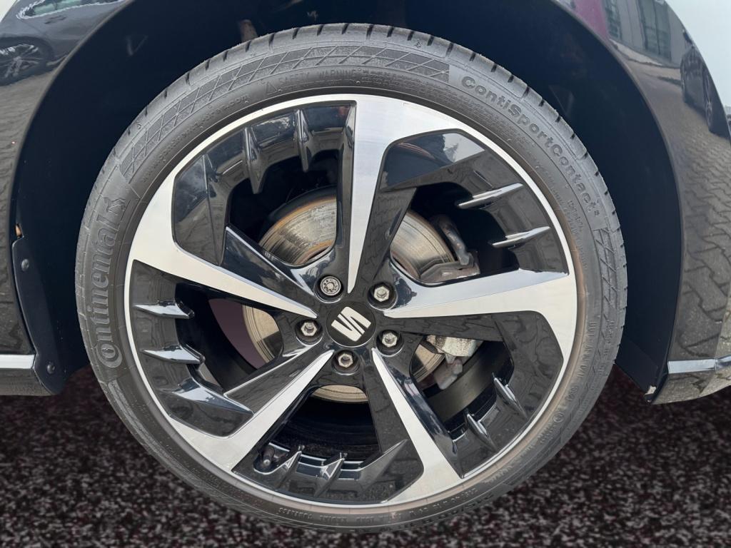 Ibiza 1.0TSI FR NAVI+DAB+SHZ+PDC+LED+KAMERA+18