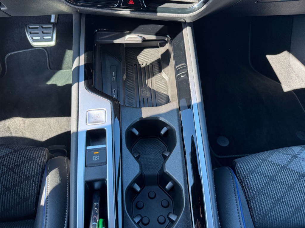 Passat 2.0 TDI R-Line NAVI+MATRIX+IQ-DRIVE+ACC