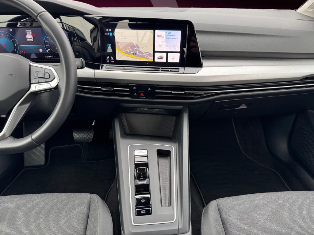 Golf VIII 1.5 eTSI Life DSG+AHK+ACC+NAVI+LED+PDC