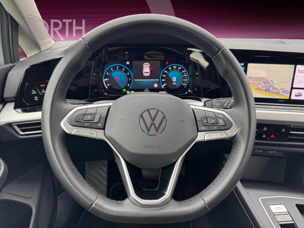 Golf VIII 1.5 eTSI Life DSG+AHK+ACC+NAVI+LED+PDC