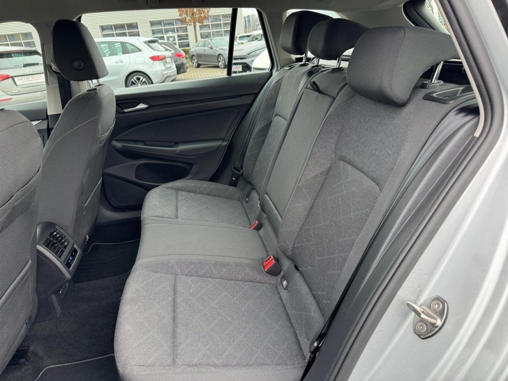 Golf VIII 1.5 eTSI Life DSG+AHK+ACC+NAVI+LED+PDC