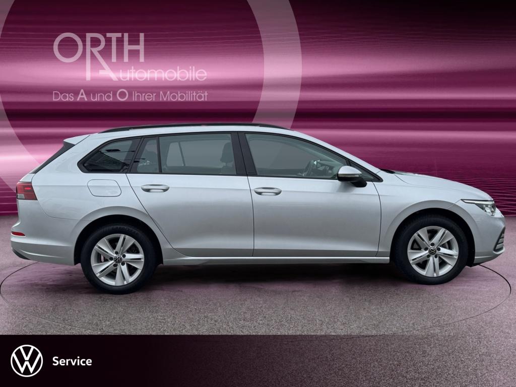 Golf VIII 1.5 eTSI Life DSG+AHK+ACC+NAVI+LED+PDC