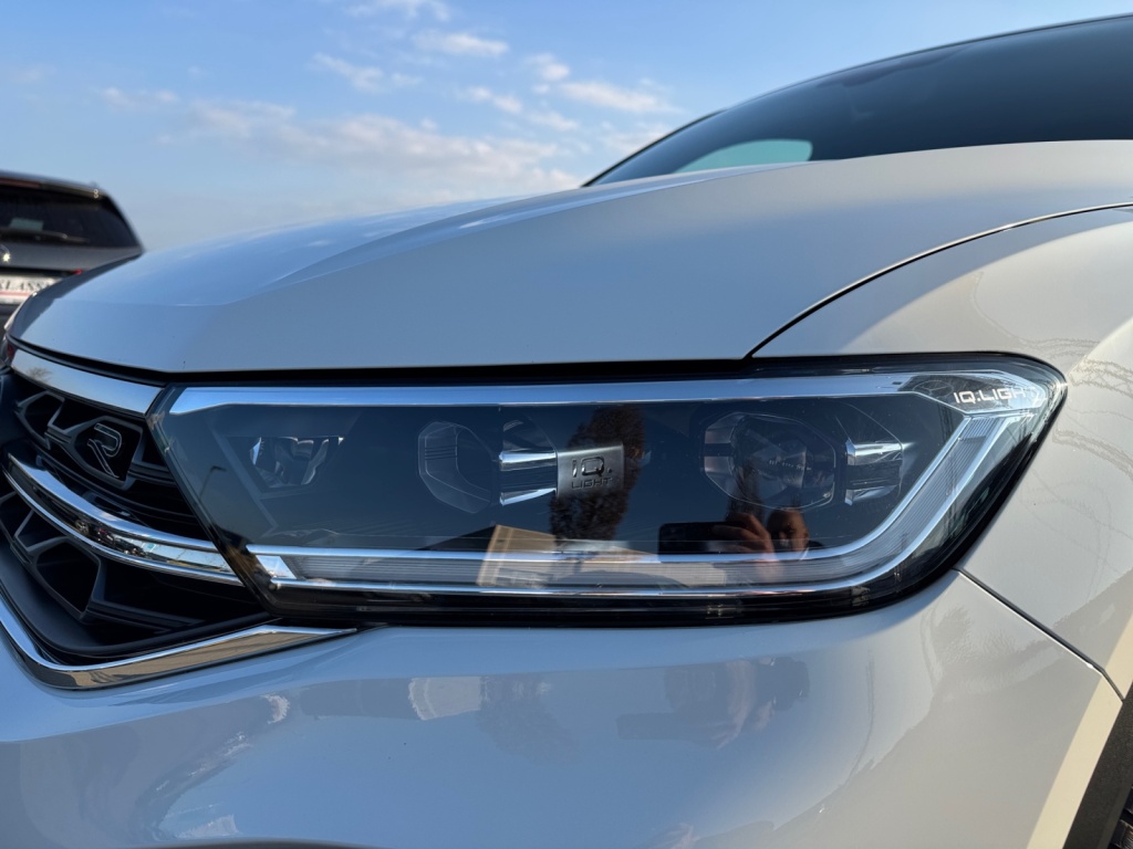 T-Roc 2.0 TDI R-Line+NAVI+SHZ+AHK+IQ-LED+KAMERA