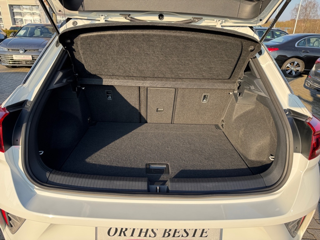 T-Roc 2.0 TDI R-Line+NAVI+SHZ+AHK+IQ-LED+KAMERA