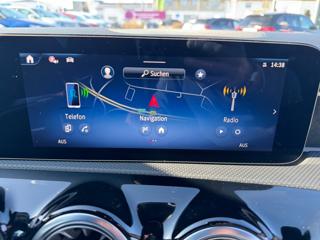 CLA 200 SB AMG+NIGHT+BURMESTER+MULTIBEAM-LED AUT