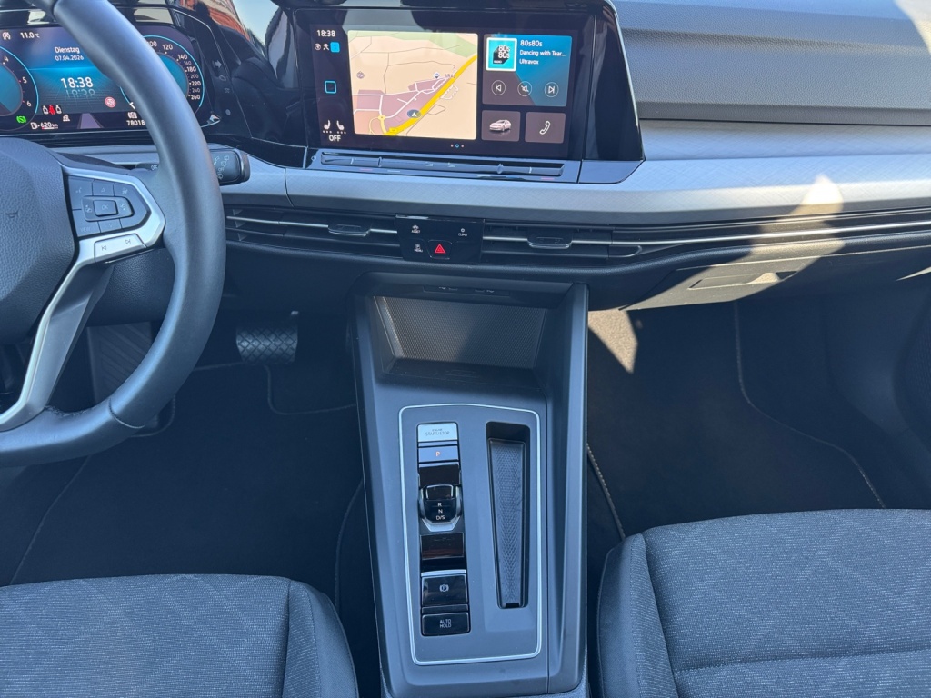 Golf VIII Variant LIFE 2.0 TDI DSG+NAVI+SHZ+LED