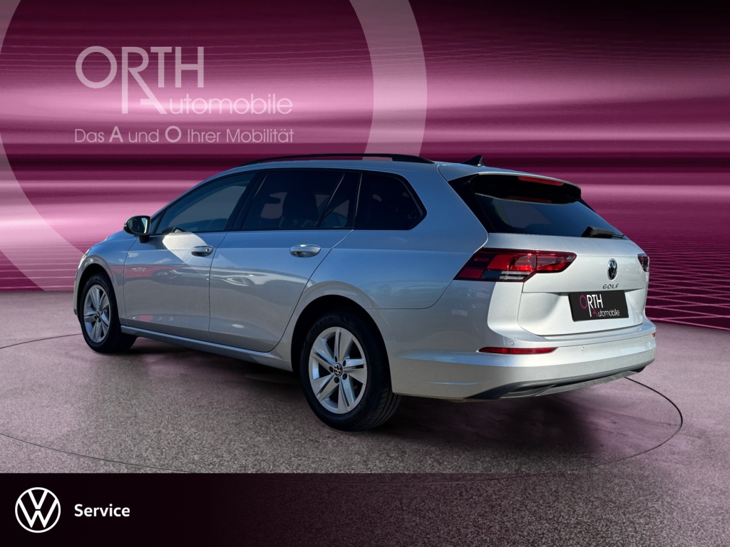 Golf VIII Variant LIFE 2.0 TDI DSG+NAVI+SHZ+LED
