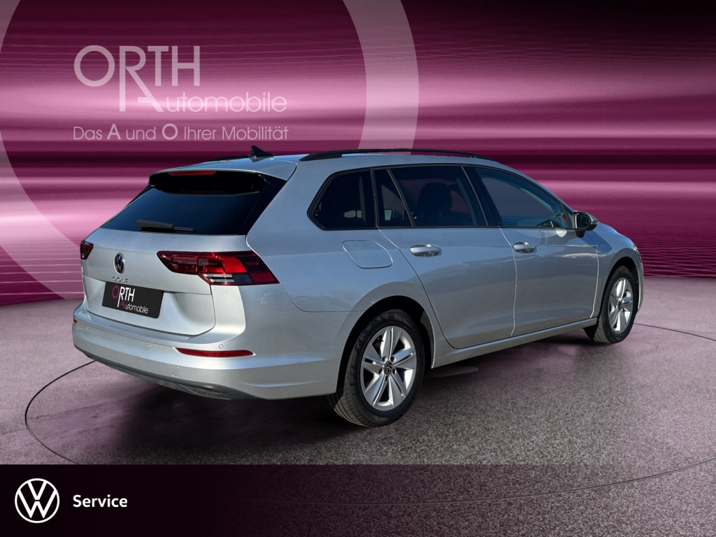 Golf VIII Variant LIFE 2.0 TDI DSG+NAVI+SHZ+LED