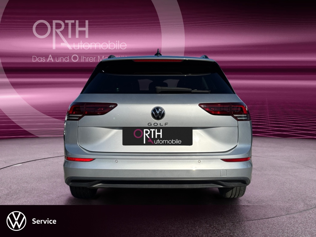 Golf VIII Variant LIFE 2.0 TDI DSG+NAVI+SHZ+LED