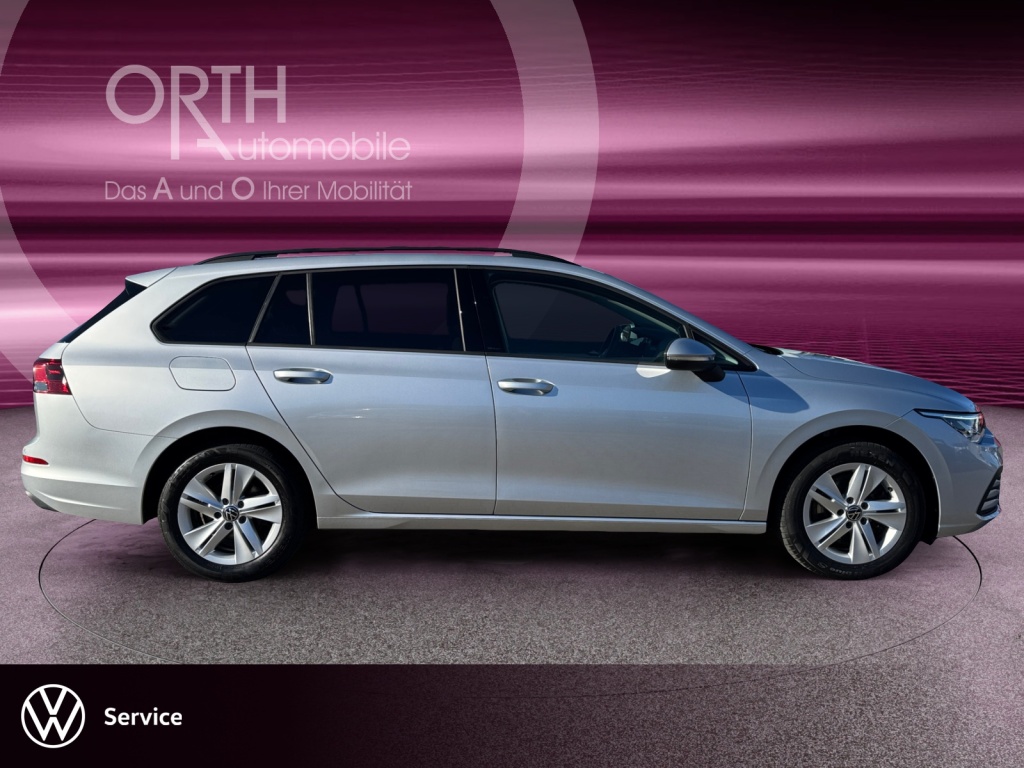 Golf VIII Variant LIFE 2.0 TDI DSG+NAVI+SHZ+LED