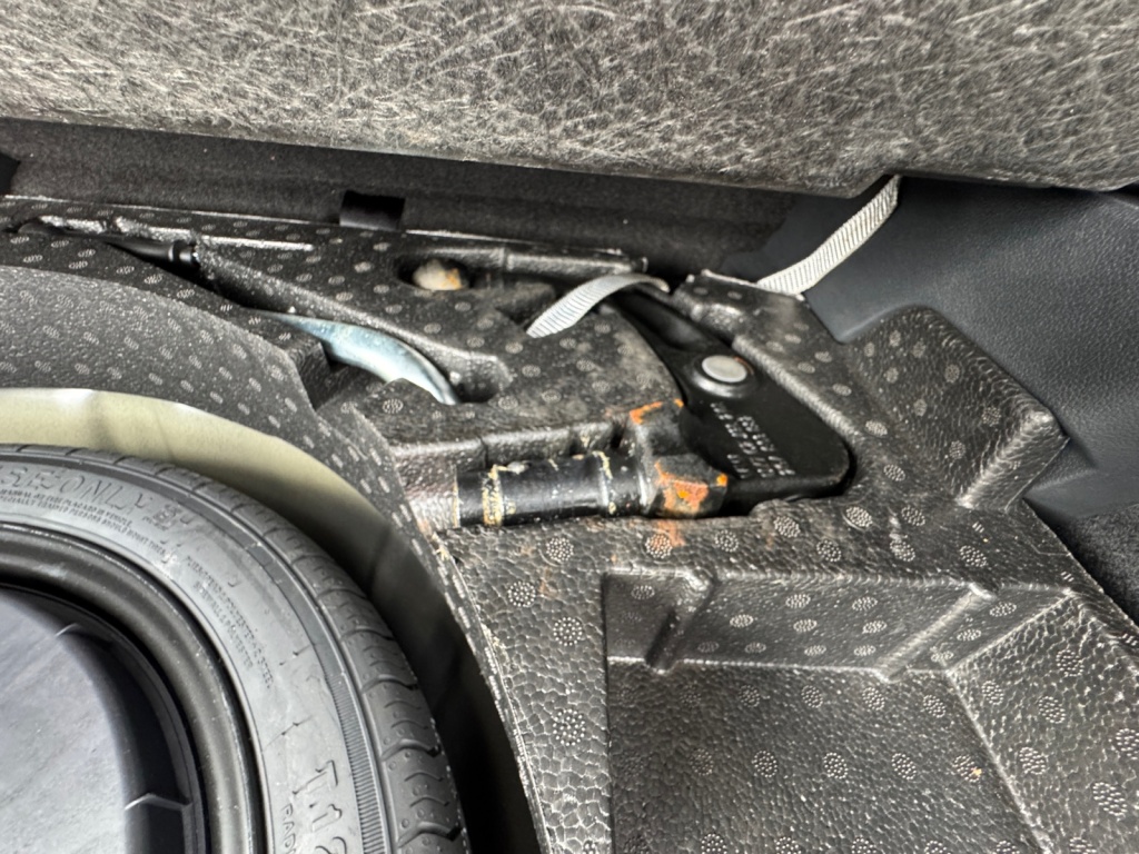 T-Roc 1.5 TSI Sport DSG+NAVI+ST-HZG+SHZ+AHK+PDC