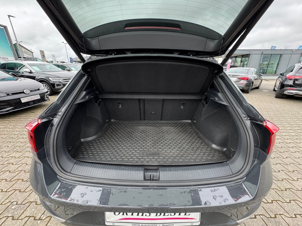 T-Roc 1.5 TSI Sport DSG+NAVI+ST-HZG+SHZ+AHK+PDC